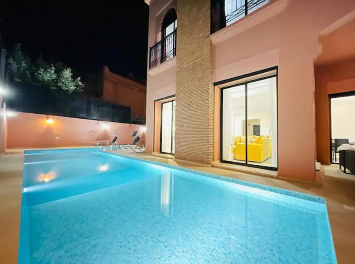 The Villa Avec Piscine Chauffee 4 Chambres Марракеш Экстерьер фото